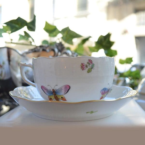 tazza da tè in porcellana di Herend
