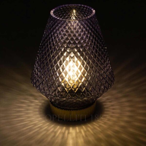 emò italia marrakesh lampada da tavolo blu accesa
